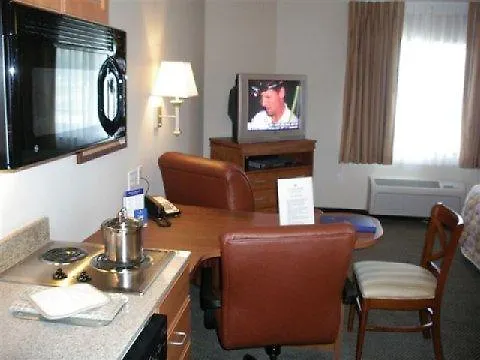 Candlewood Ofallon, Il - St. Louis Area By Ihg Hotel 2*